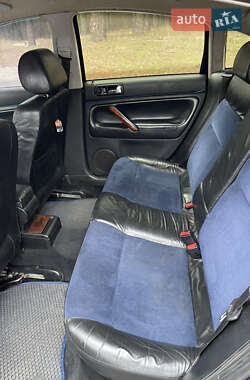 Седан Volkswagen Passat 1999 в 