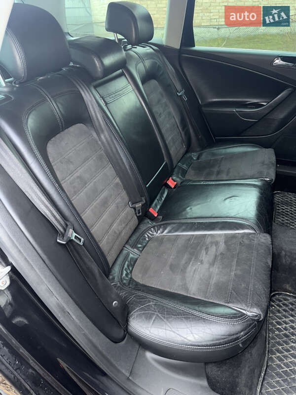 Универсал Volkswagen Passat 2005 в Косове