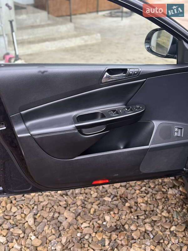 Универсал Volkswagen Passat 2005 в Косове