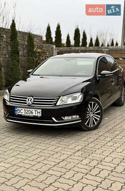 Седан Volkswagen Passat 2014 в Стрию