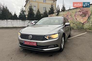 Універсал Volkswagen Passat 2015 в Рівному