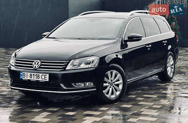 Універсал Volkswagen Passat 2012 в Полтаві