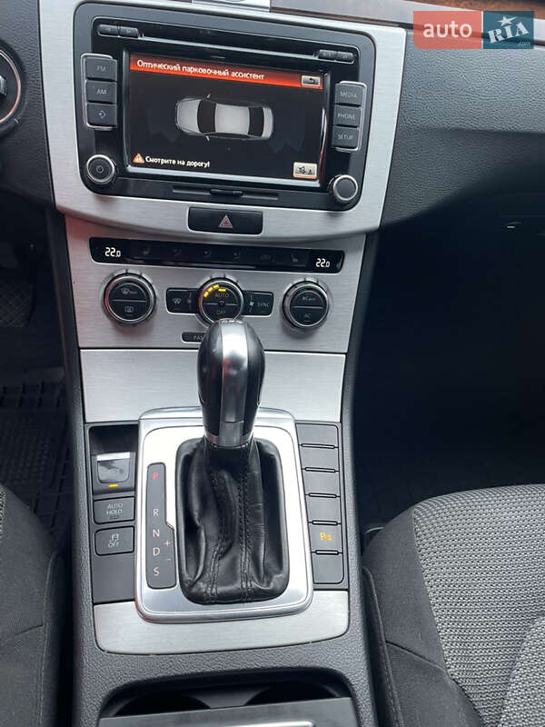 Седан Volkswagen Passat 2012 в Шостке