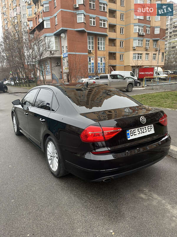 Седан Volkswagen Passat 2016 в Києві