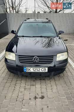 Универсал Volkswagen Passat 2004 в Киеве