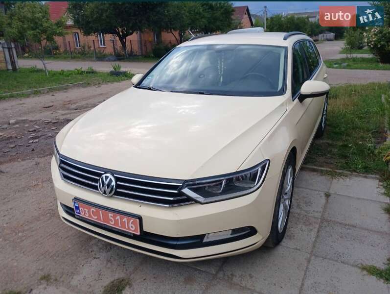 Универсал Volkswagen Passat 2017 в Житомире