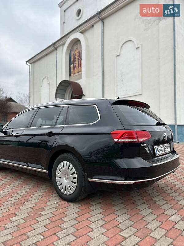 Універсал Volkswagen Passat 2015 в Овручі