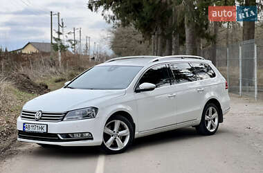 Універсал Volkswagen Passat 2013 в Вінниці