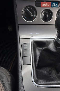Универсал Volkswagen Passat 2009 в 