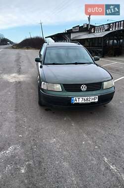 Універсал Volkswagen Passat 1998 в Заболотові