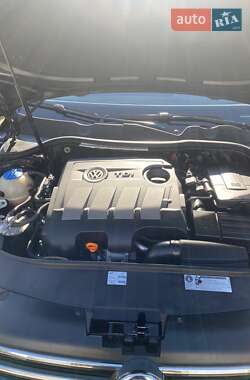 Седан Volkswagen Passat 2011 в Коломые