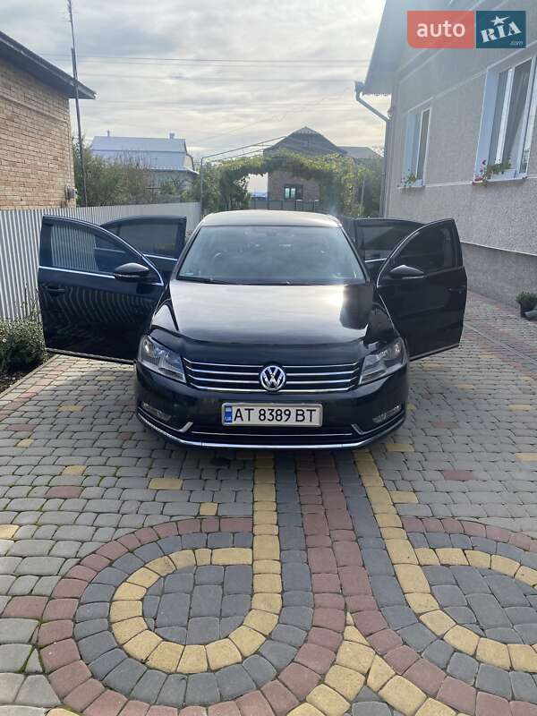 Седан Volkswagen Passat 2011 в Коломые
