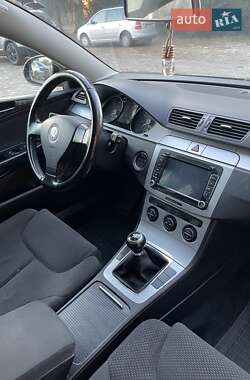 Универсал Volkswagen Passat 2009 в 