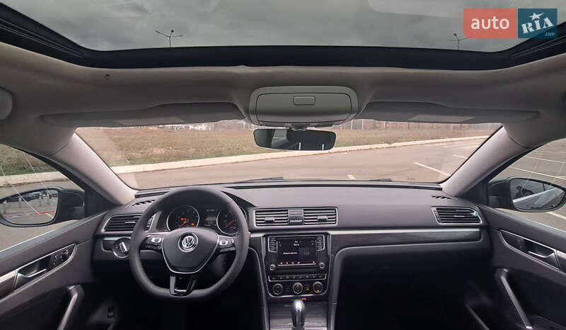 Седан Volkswagen Passat 2018 в Кривому Розі