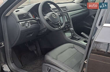 Седан Volkswagen Passat 2018 в Кривом Роге