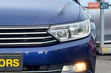 Седан Volkswagen Passat 2018 в Киеве