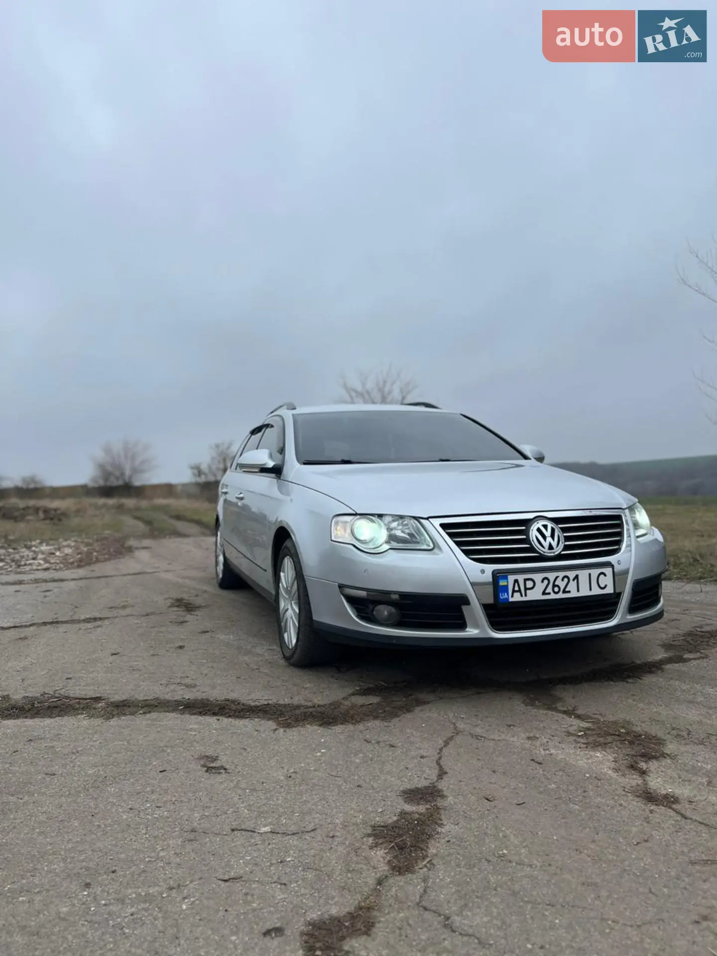 2010 Volkswagen Passat - мініатюра 5