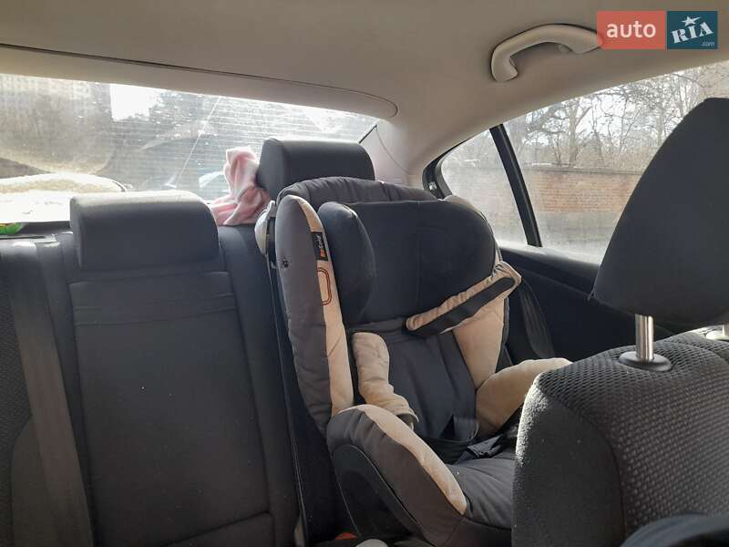 Седан Volkswagen Passat 2009 в Києві фото 2 Седан Volkswagen Passat 2009 в Києві