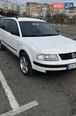 Універсал Volkswagen Passat 1999 в Герці