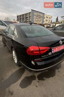 Седан Volkswagen Passat 2016 в Владимире