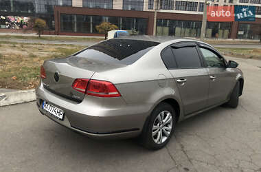 Седан Volkswagen Passat 2012 в 