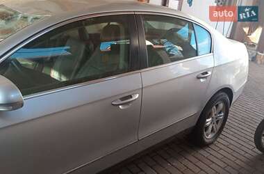 Седан Volkswagen Passat 2006 в 