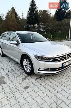 Універсал Volkswagen Passat 2015 в Старому Самборі