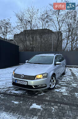 Універсал Volkswagen Passat 2014 в Рівному