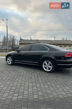 Седан Volkswagen Passat 2013 в Одесі