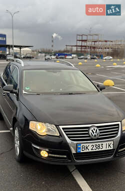 Універсал Volkswagen Passat 2006 в Києві