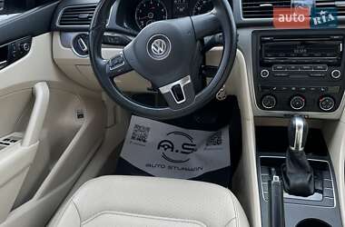 Седан Volkswagen Passat 2014 в Кривом Роге