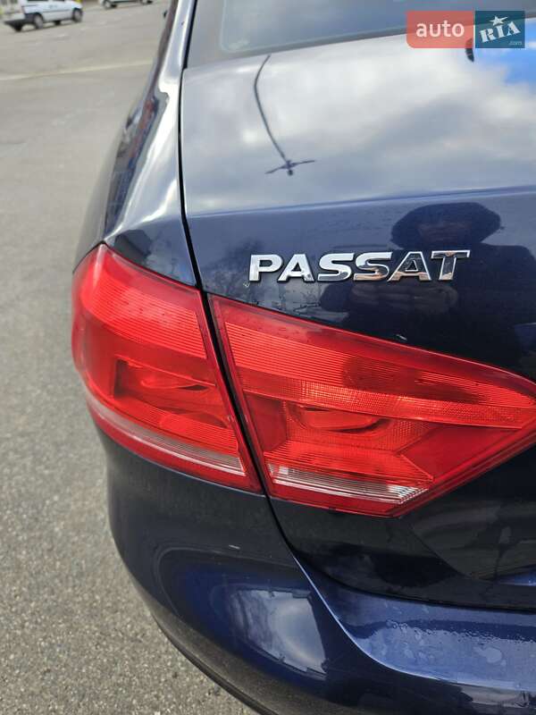 Седан Volkswagen Passat 2013 в Борисполе