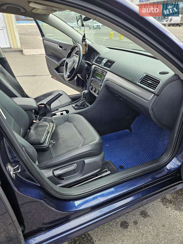 Седан Volkswagen Passat 2013 в Борисполе