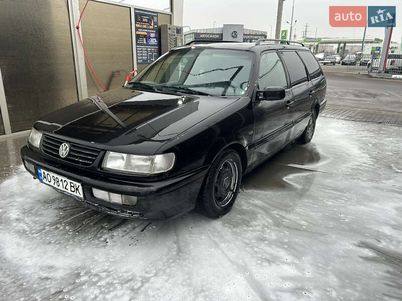 Універсал Volkswagen Passat 1995 в Мукачевому