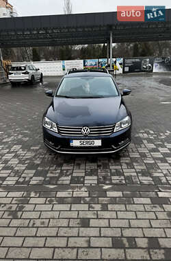 Універсал Volkswagen Passat 2011 в Києві