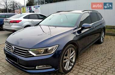 Універсал Volkswagen Passat 2015 в Івано-Франківську