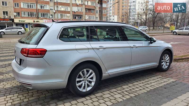 Універсал Volkswagen Passat 2016 в Калуші
