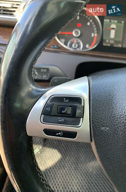 Универсал Volkswagen Passat 2011 в 