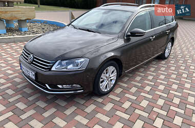 Универсал Volkswagen Passat 2011 в 