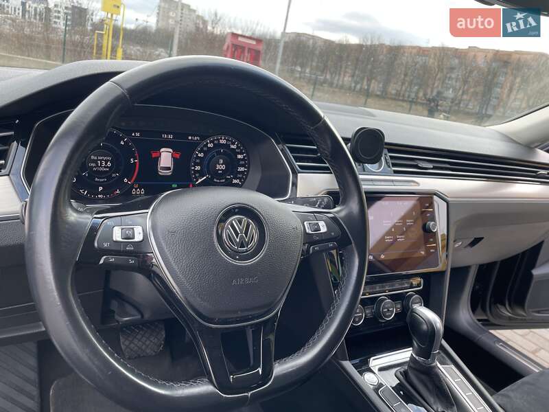 Универсал Volkswagen Passat 2018 в Ровно