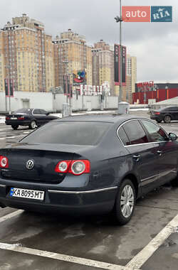 Седан Volkswagen Passat 2008 в Киеве