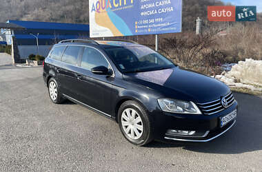 Универсал Volkswagen Passat 2012 в Ужгороде