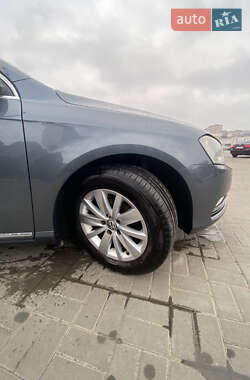 Універсал Volkswagen Passat 2012 в Черкасах