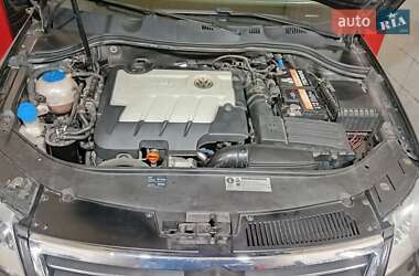 Универсал Volkswagen Passat 2009 в 