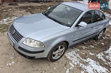 Седан Volkswagen Passat 2004 в 
