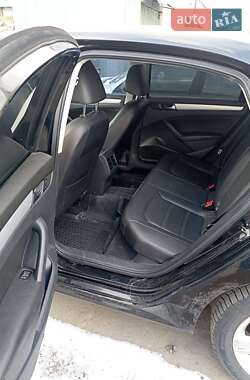 Седан Volkswagen Passat 2012 в 