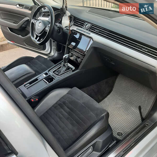 Универсал Volkswagen Passat 2017 в Хмельницком фото 12 Универсал Volkswagen Passat 2017 в Хмельницком