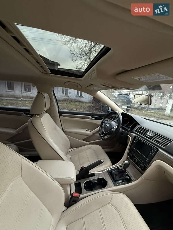 Седан Volkswagen Passat 2018 в Киеве фото 25 Седан Volkswagen Passat 2018 в Киеве