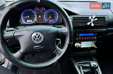 Універсал Volkswagen Passat 2000 в 