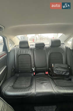Седан Volkswagen Passat 2012 в 